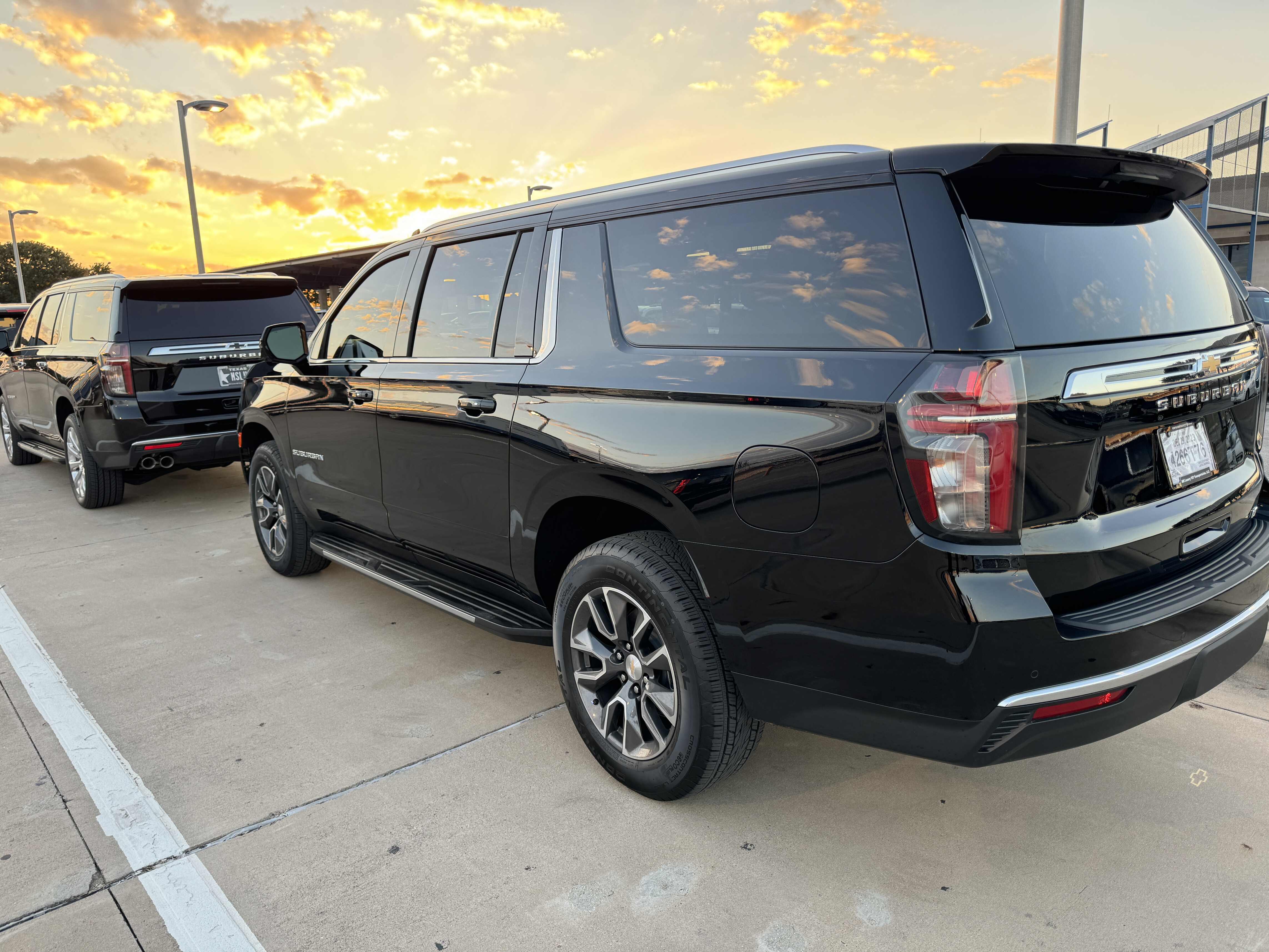 Executive SUV (Suburban/GMC)