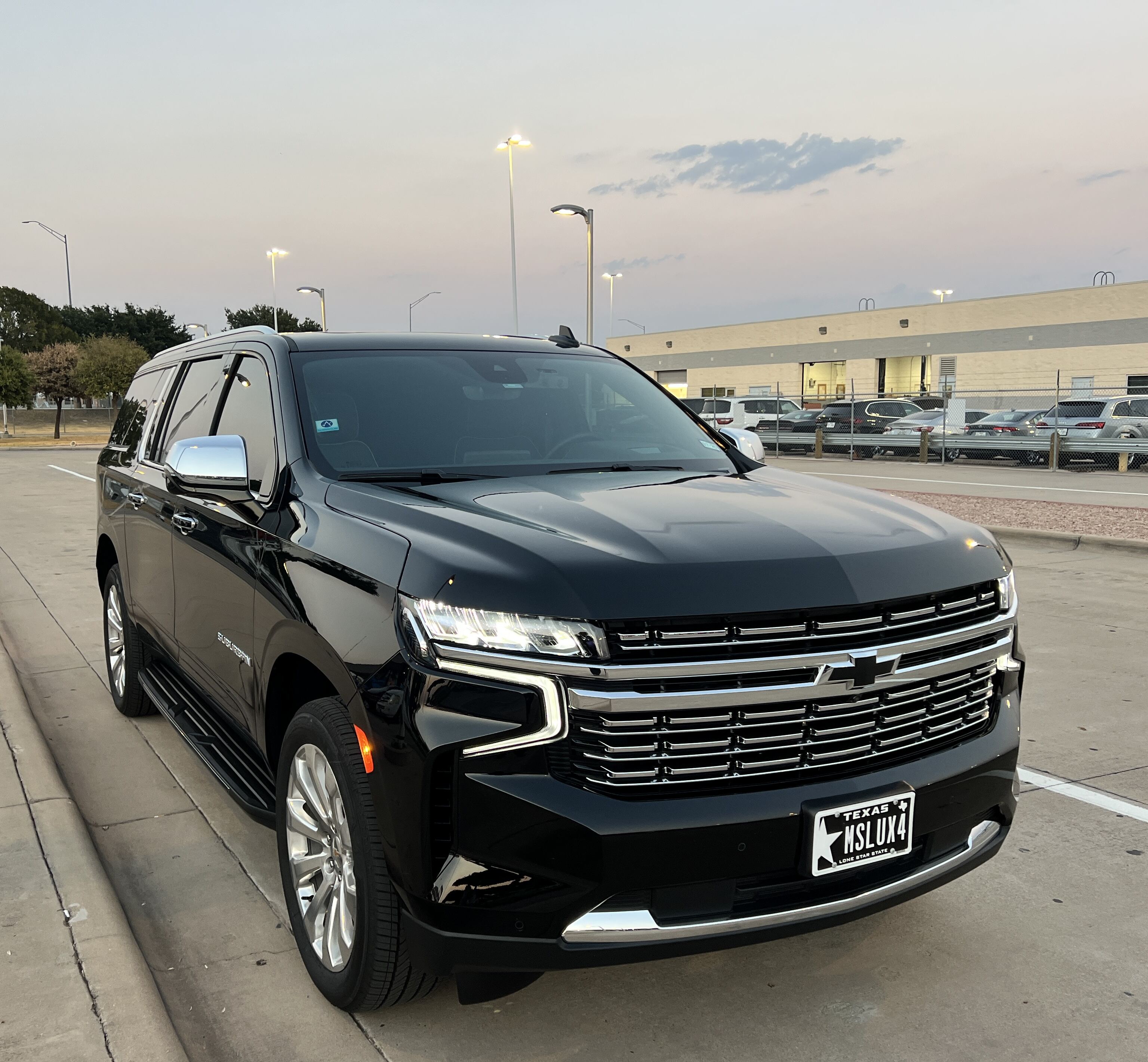 Executive SUV (Suburban/GMC)