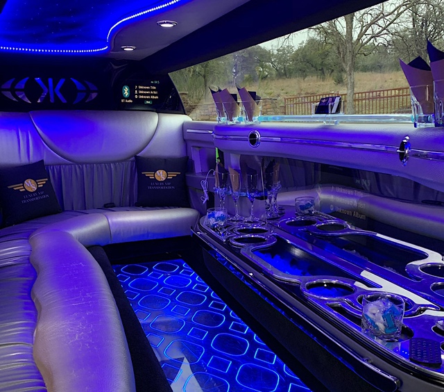 Sedan Stretch Limousine