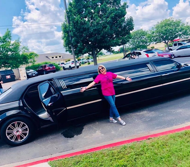 Sedan Stretch Limousine