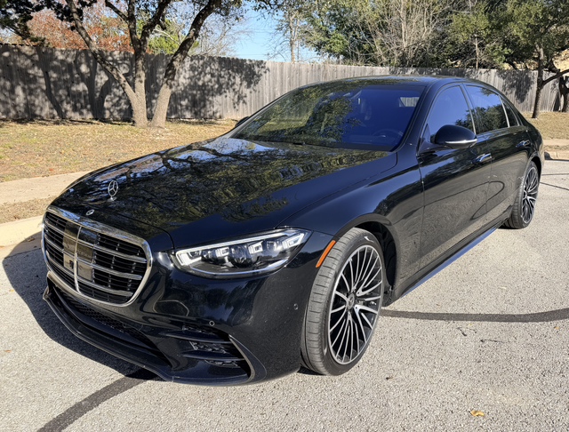 Premium Luxury Sedan (S-Class)